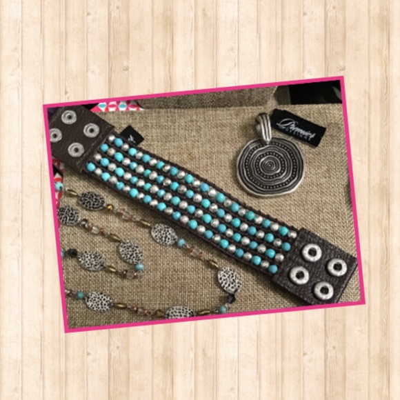 Leather & Beaded Bracelet - Picture 3 of 4